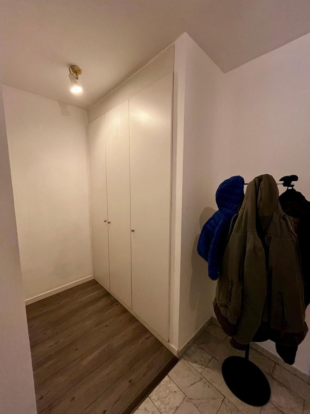 Big Apartment With Parking In アントウェルペン エクステリア 写真