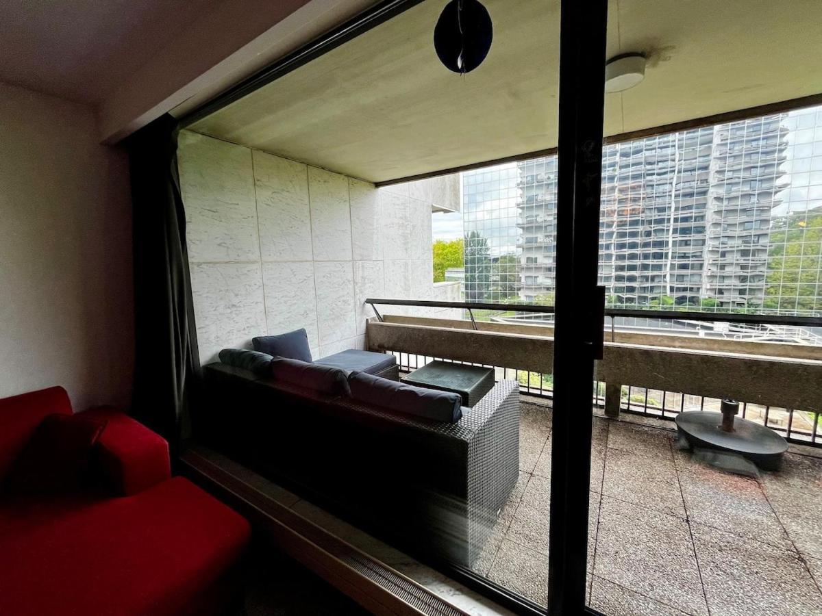 Big Apartment With Parking In アントウェルペン エクステリア 写真